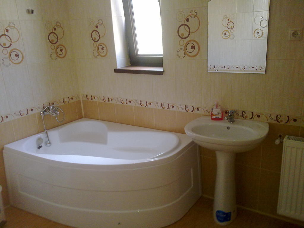 Casa Dancs Hotel Covasna Quarto foto